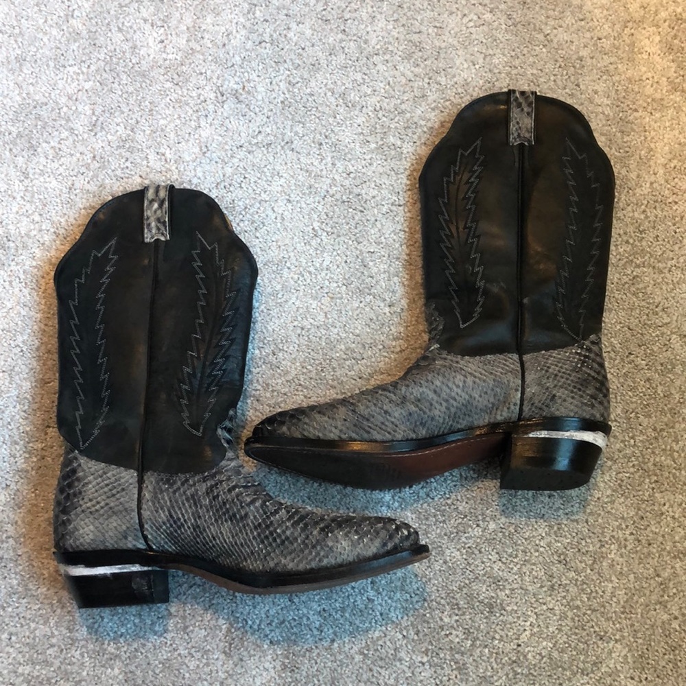 Boulet Women’s Cowboy Boots!